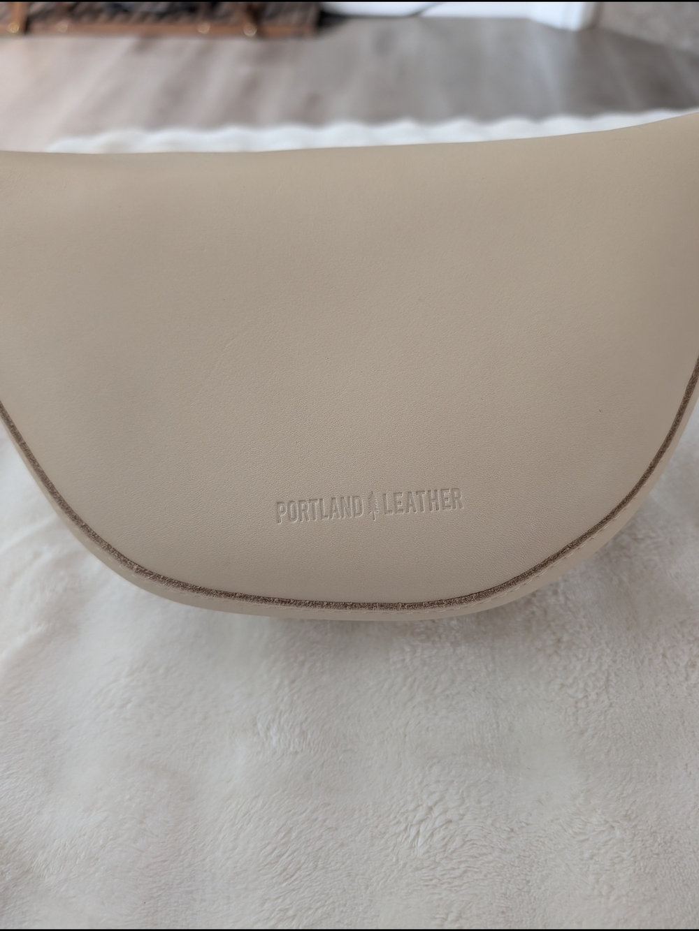Portland Leather Goods Medium Koala Sling Bag Bone Leather NWT/NEW - Picture 3 of 7